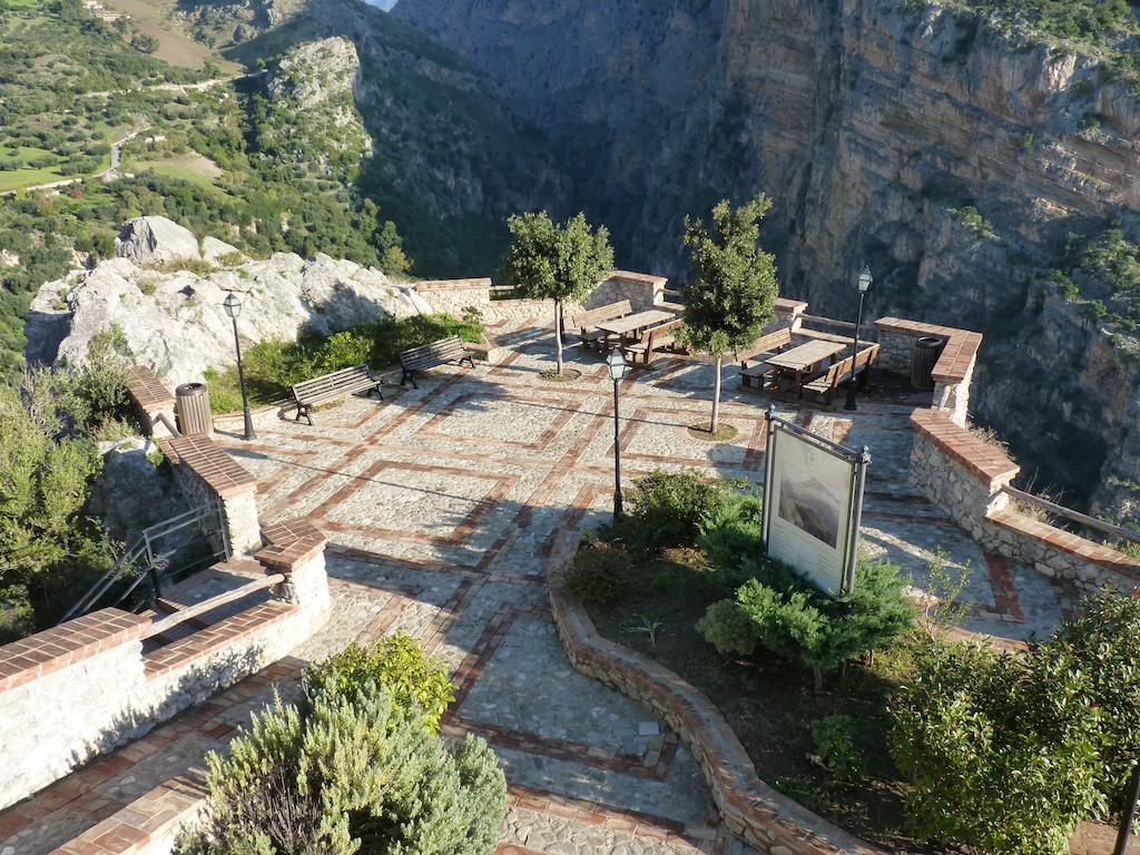 B&B La Ginestra Civita Exterior foto